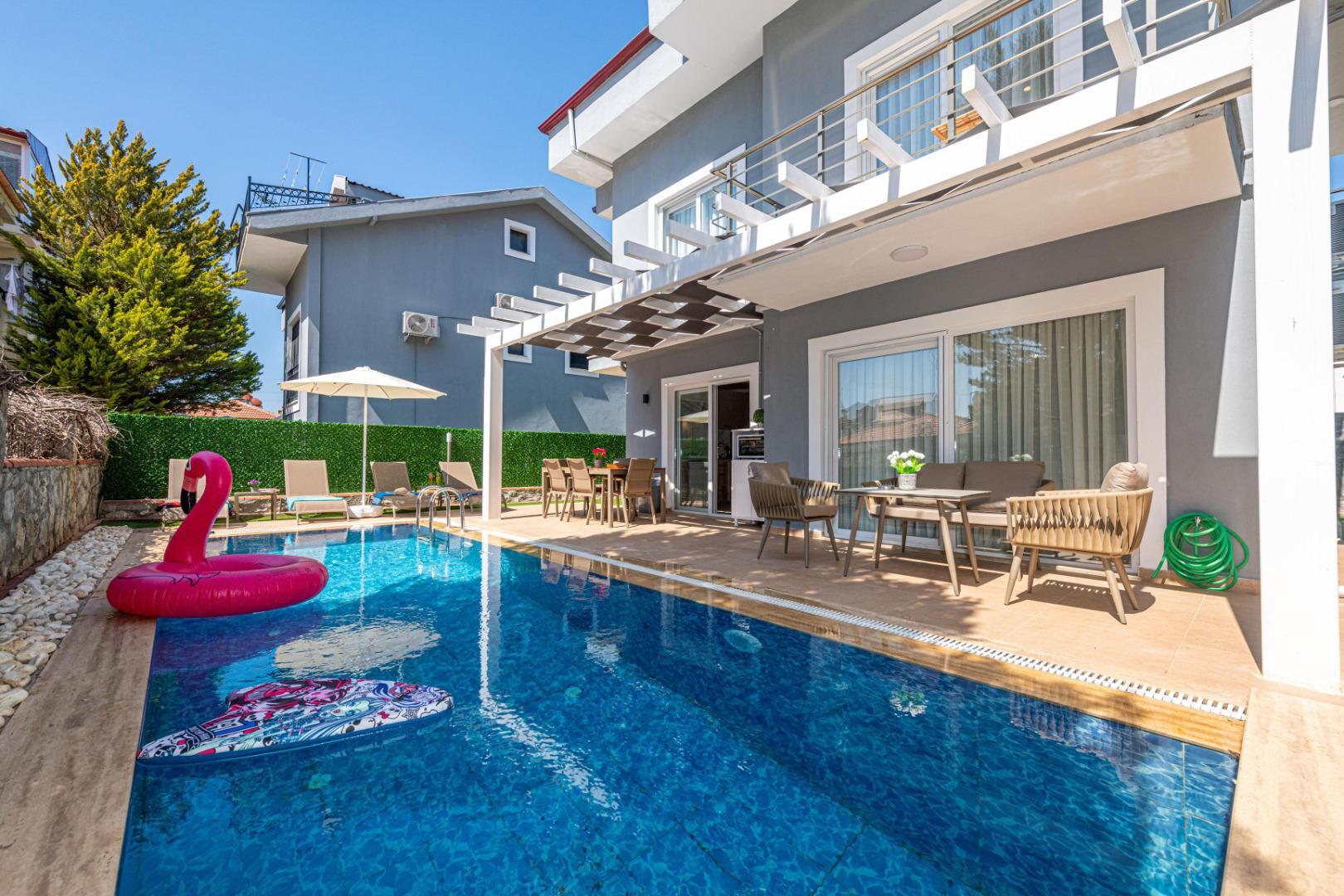 Villa Cappucino — 1