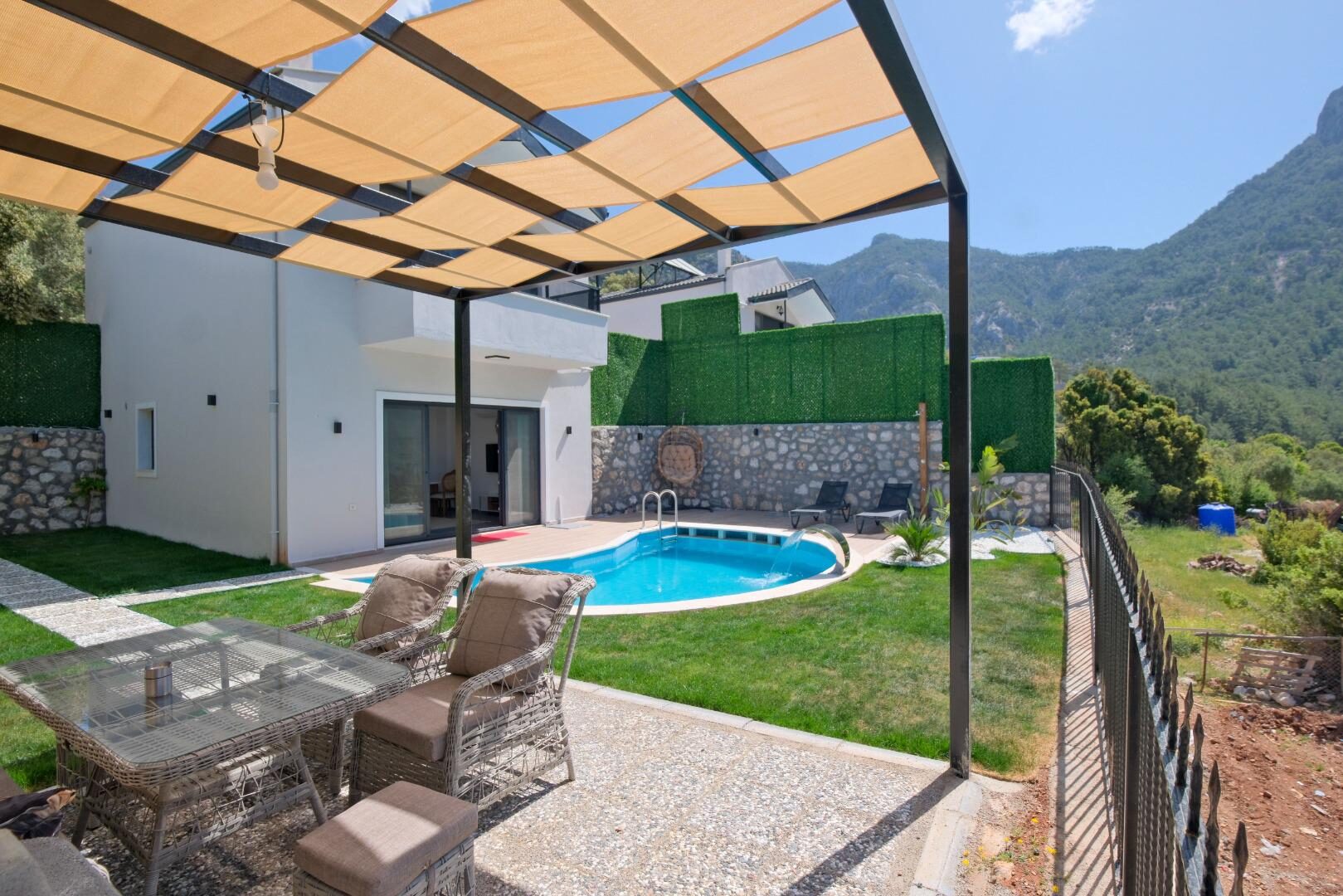 Villa Luna — 11