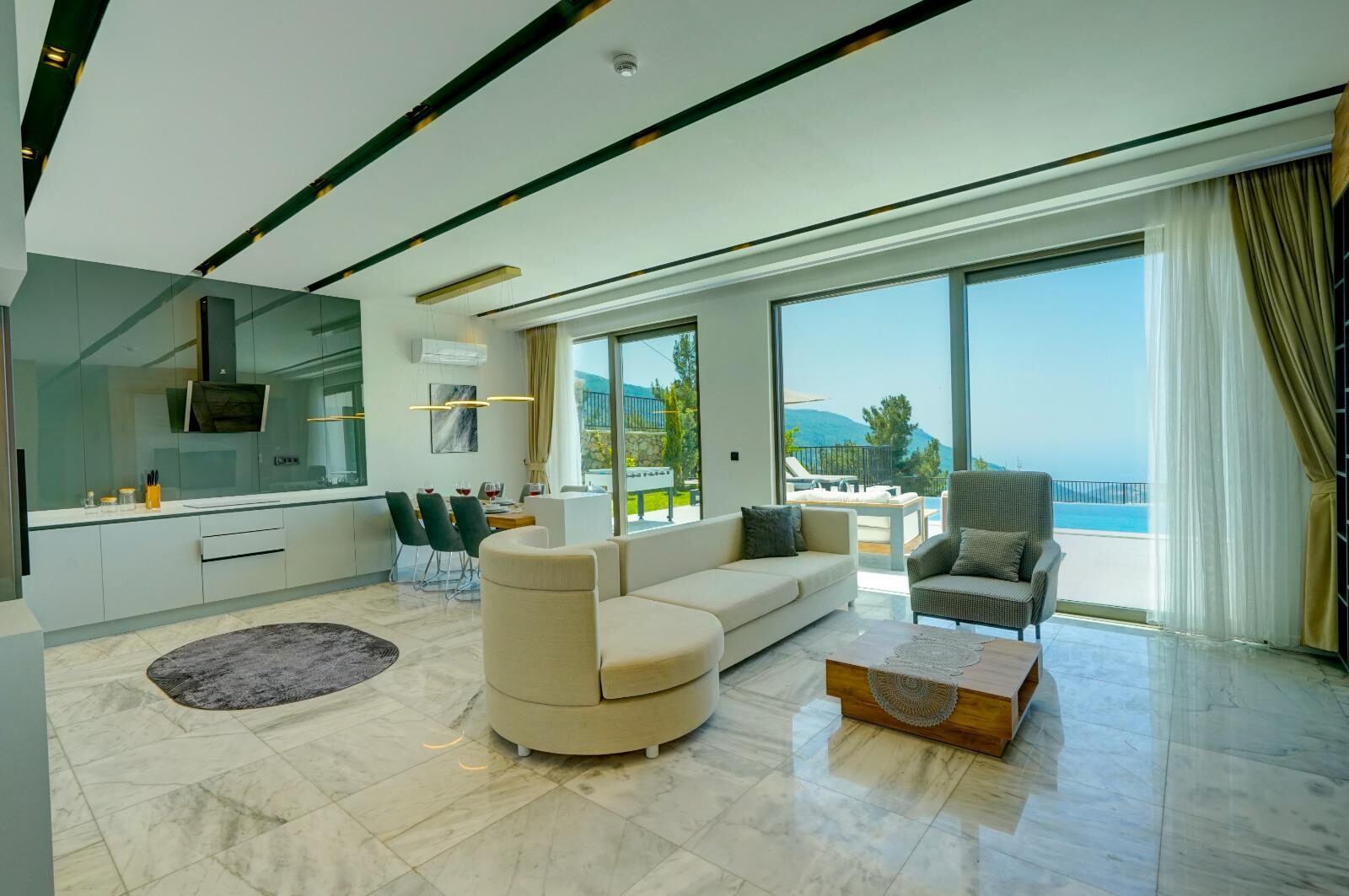 Villa Earth 7 — 16