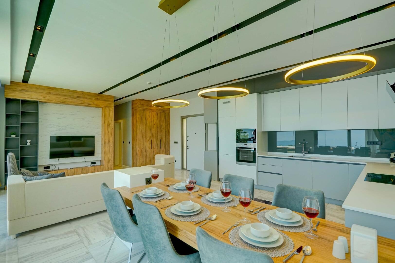 Villa Mercury 9 — 9