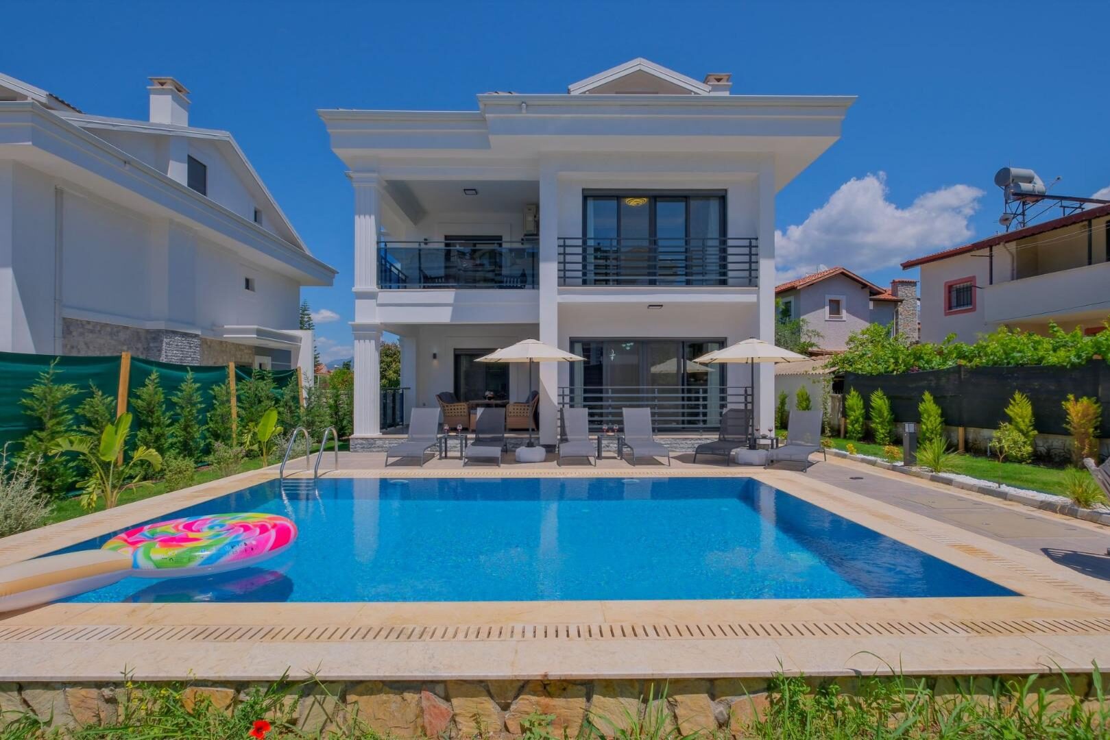 Villa White Palm 3 — 5