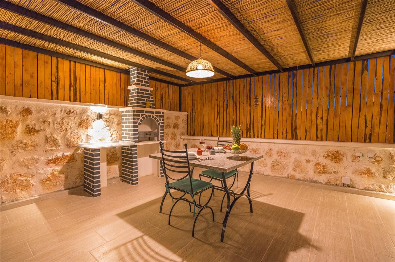 Villa Apollon — 8