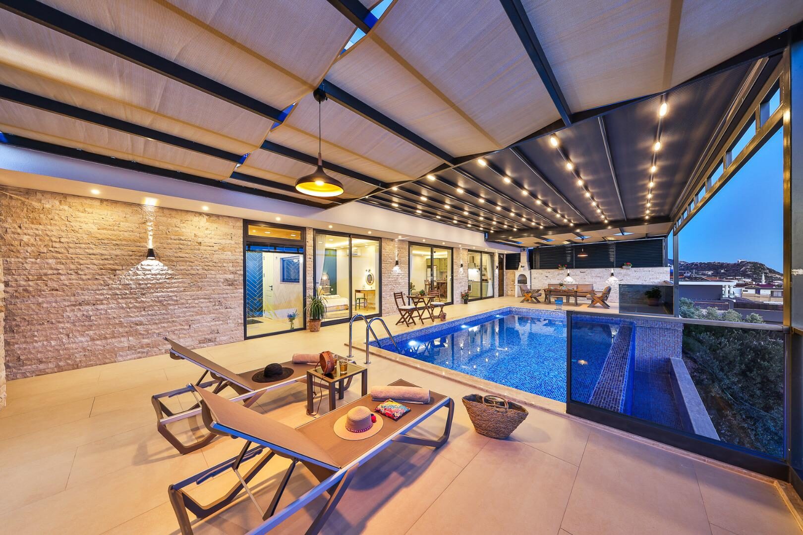 Villa Gardenya Duo — 2