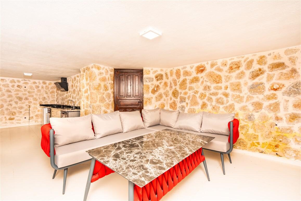 Villa Şah Bezirgan — 21