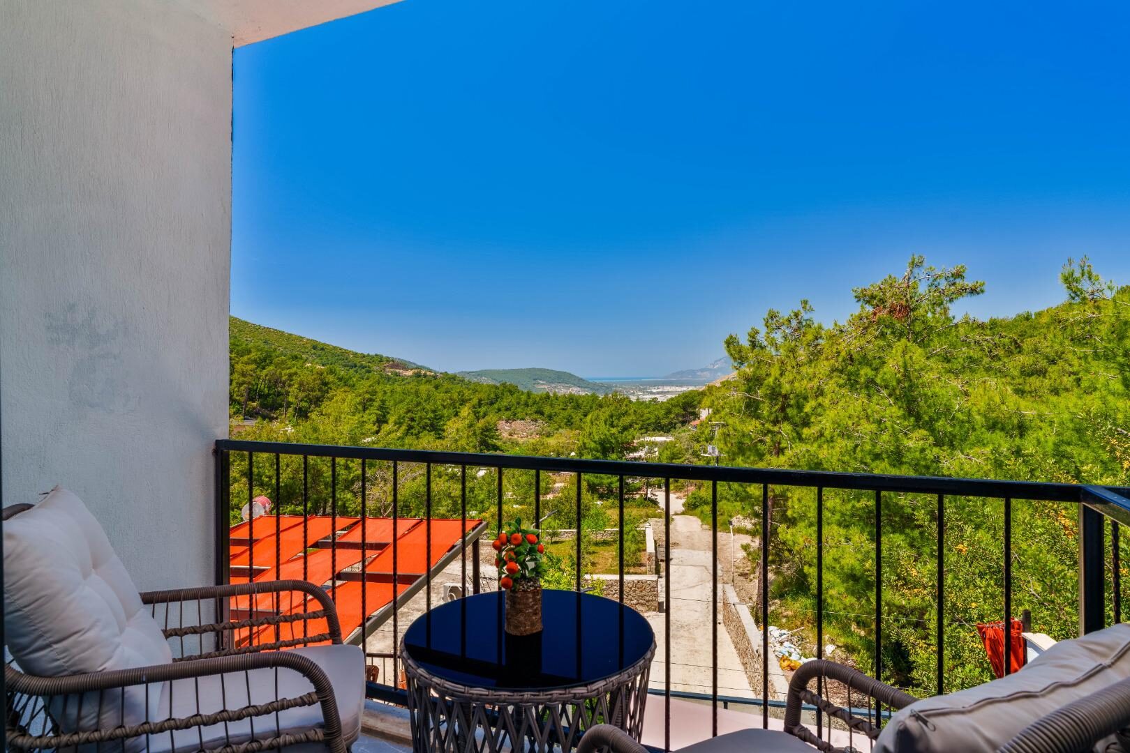 Villa Astanos 1 — 24
