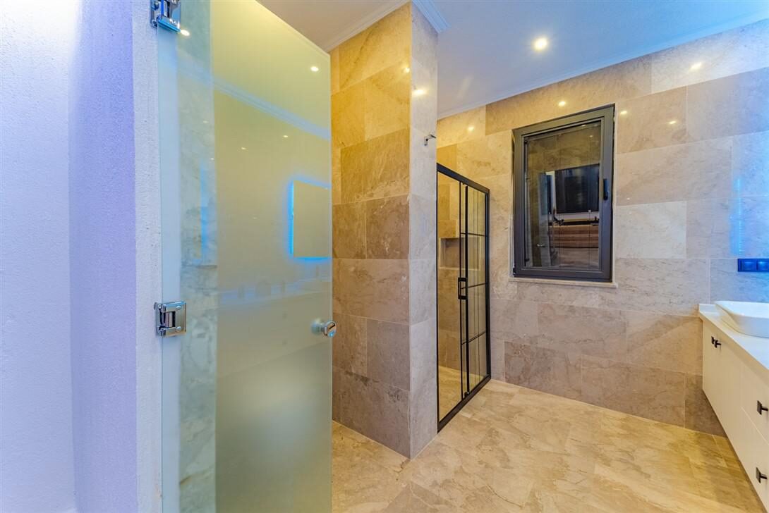 Villa Sea Pro — 42