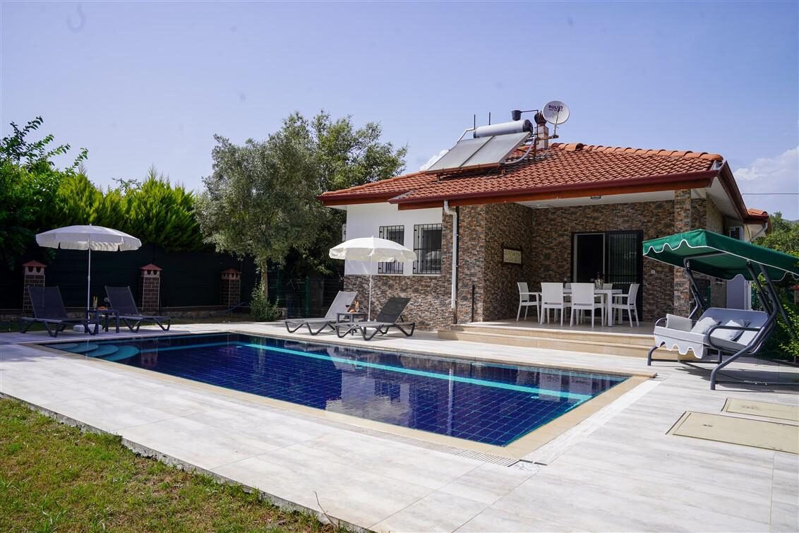 Villa Poyel 1 — 2