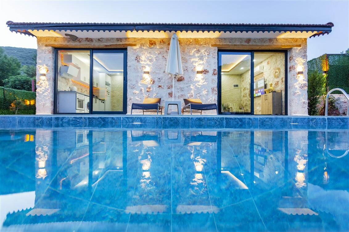 Villa Menesa — 13