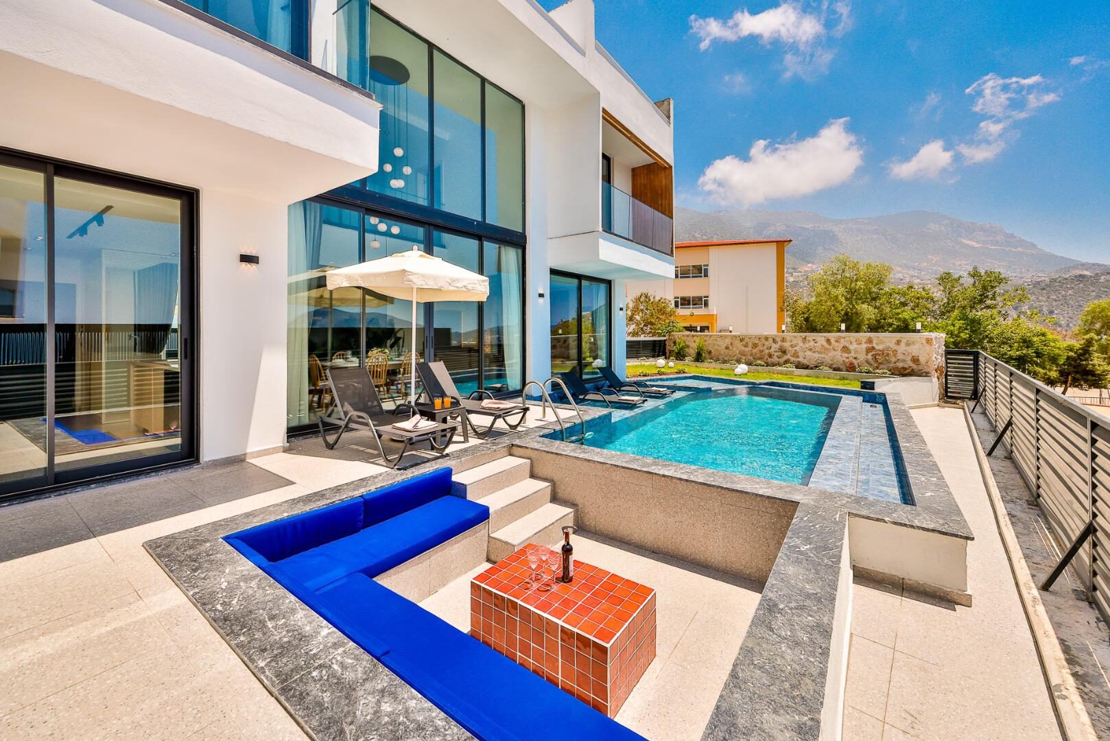Villa Barlas — 14