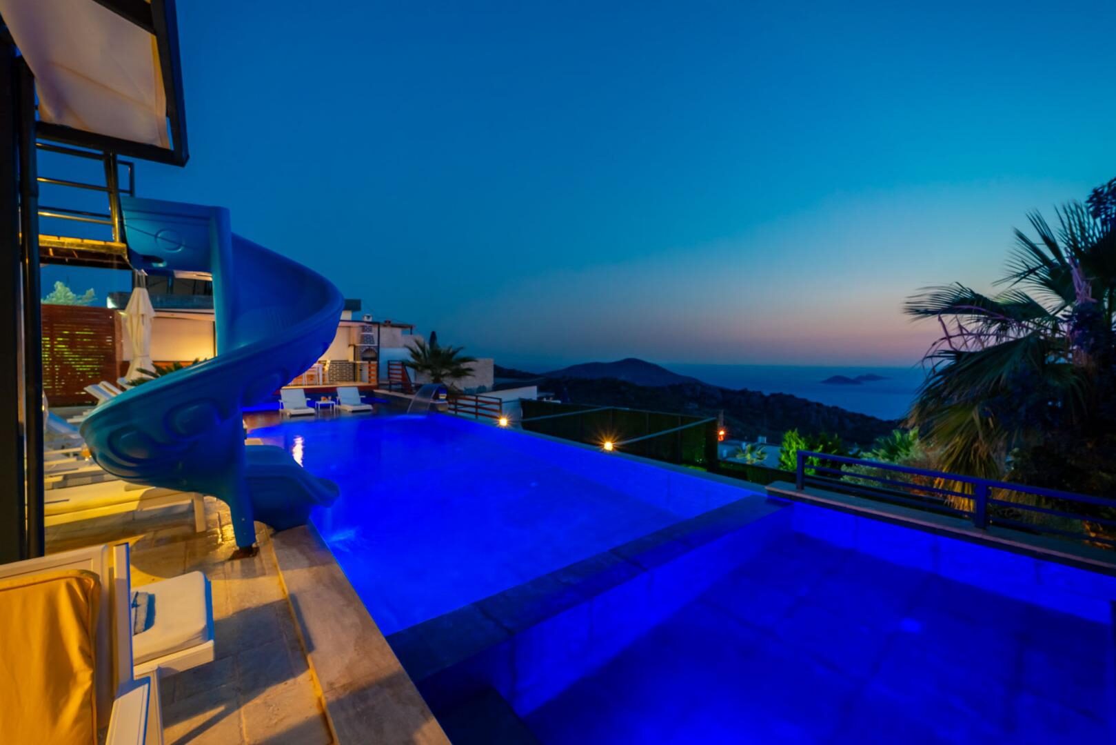Villa Titanic — 5