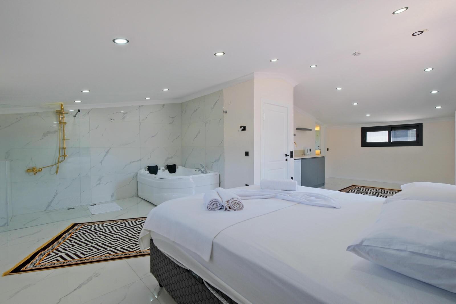 Villa White 2 — 26