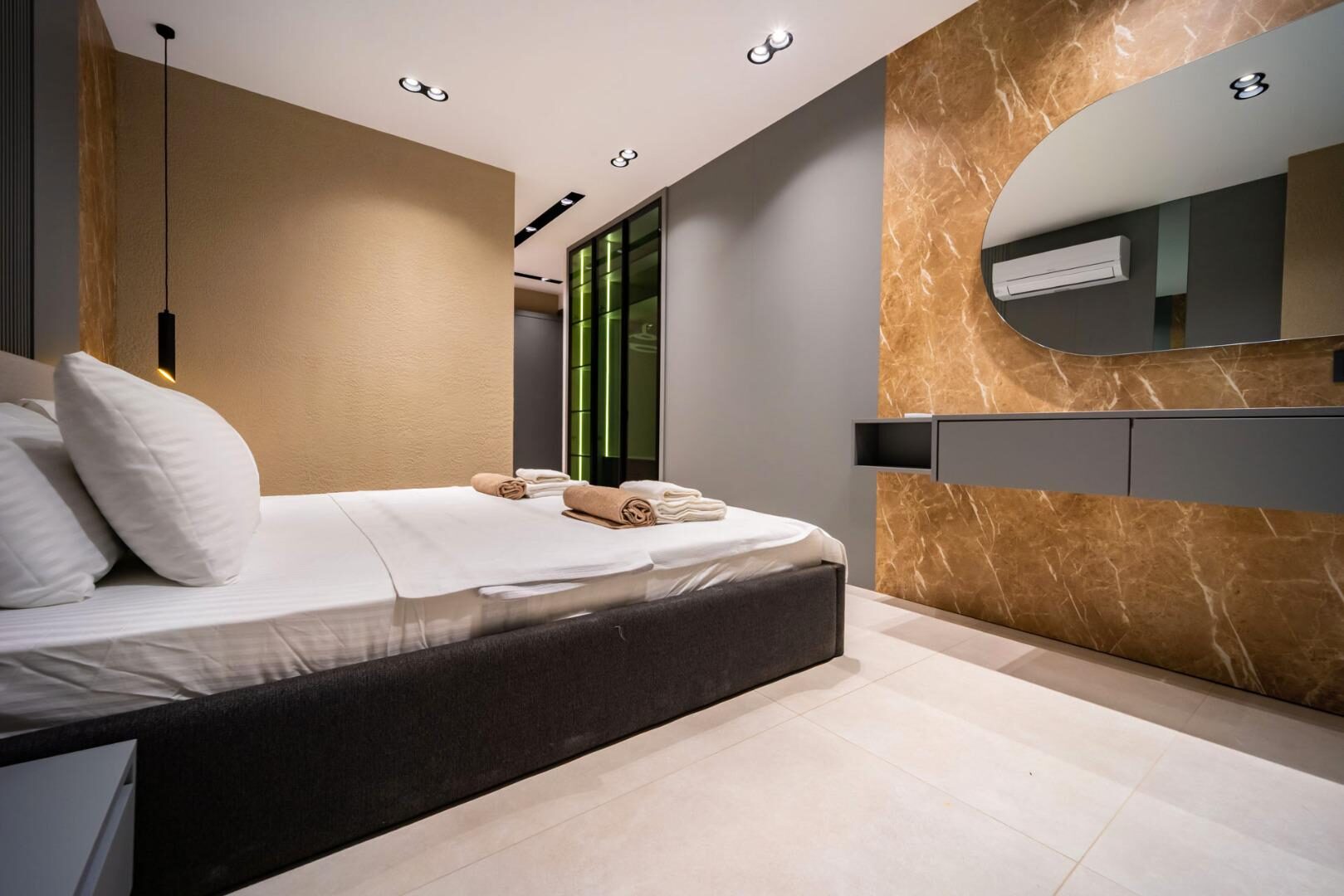 Villa Aura C — 46