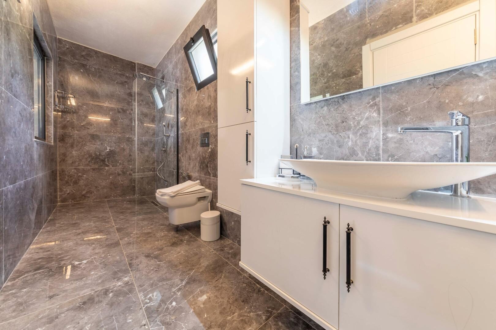 Villa Elyase — 64