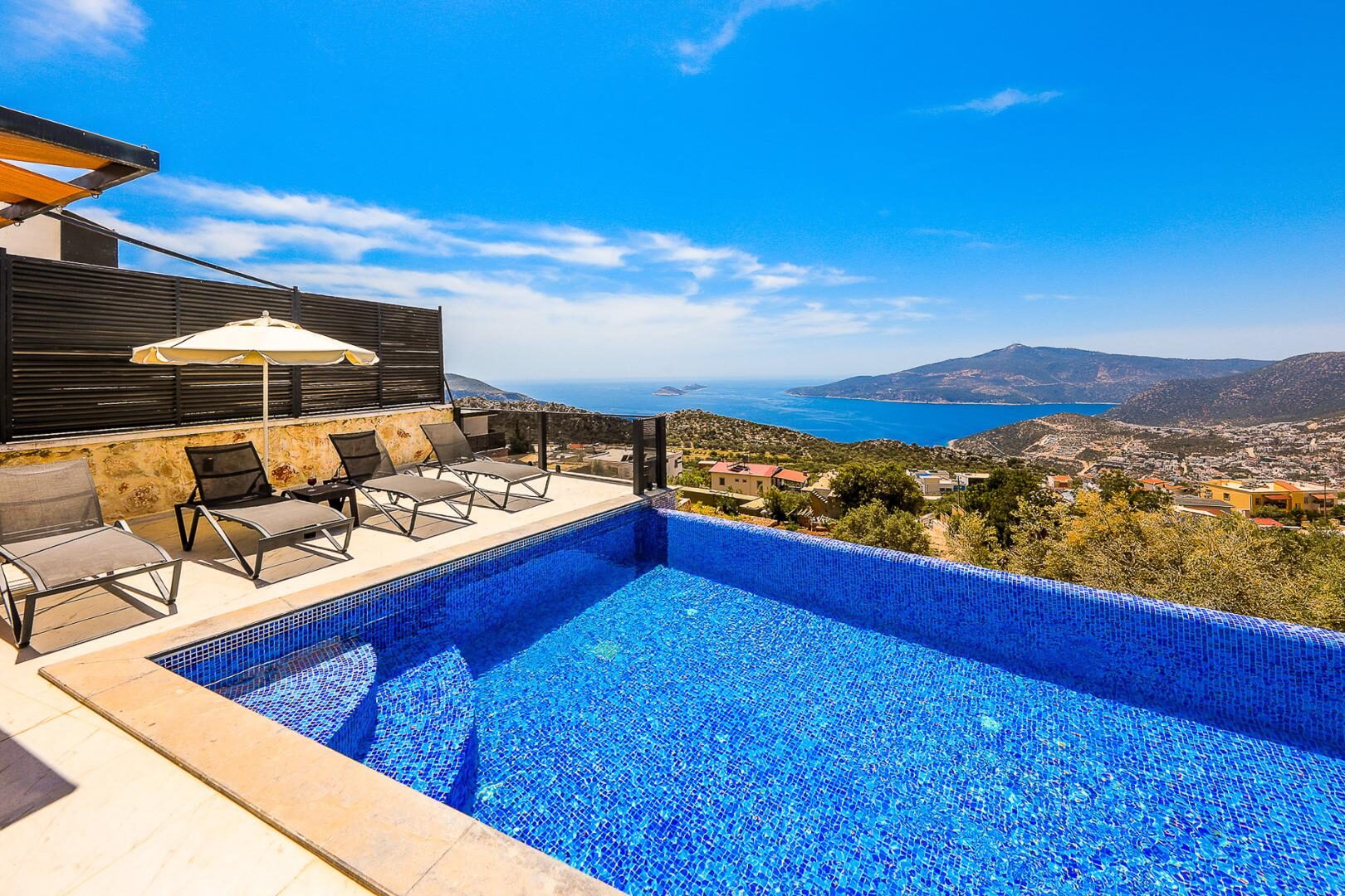 Villa Grand — 6