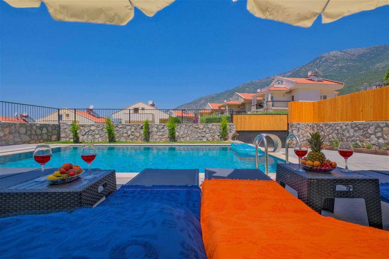 Villa Santorini — 11