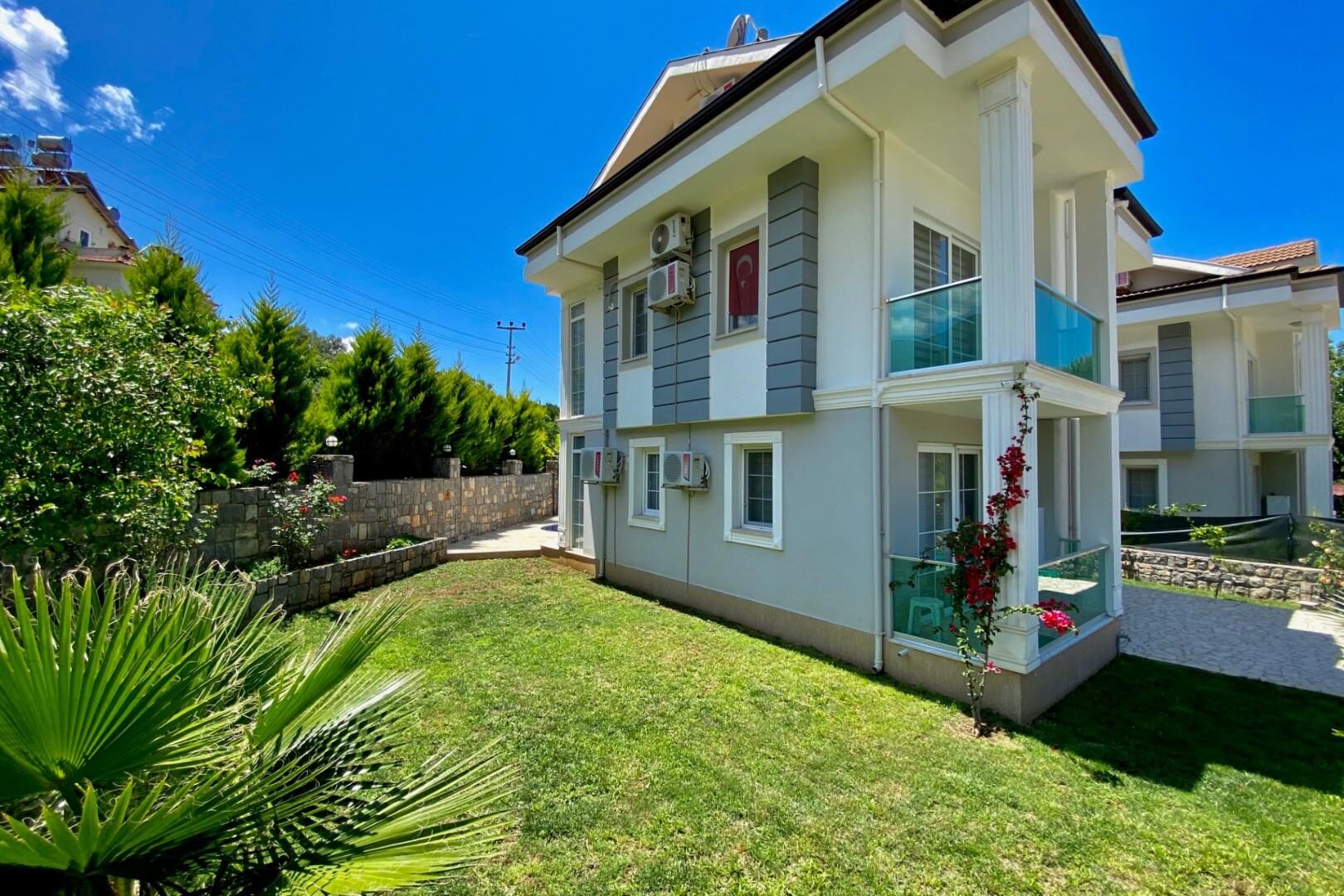 Villa Urartu — 7