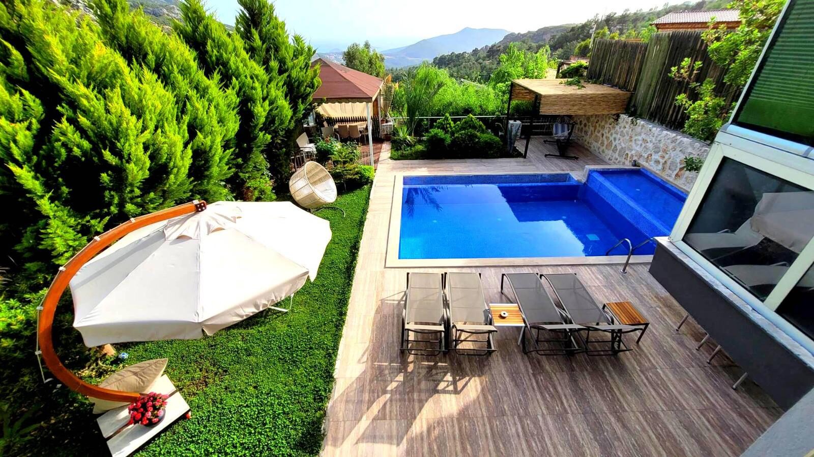 Villa Dere — 23