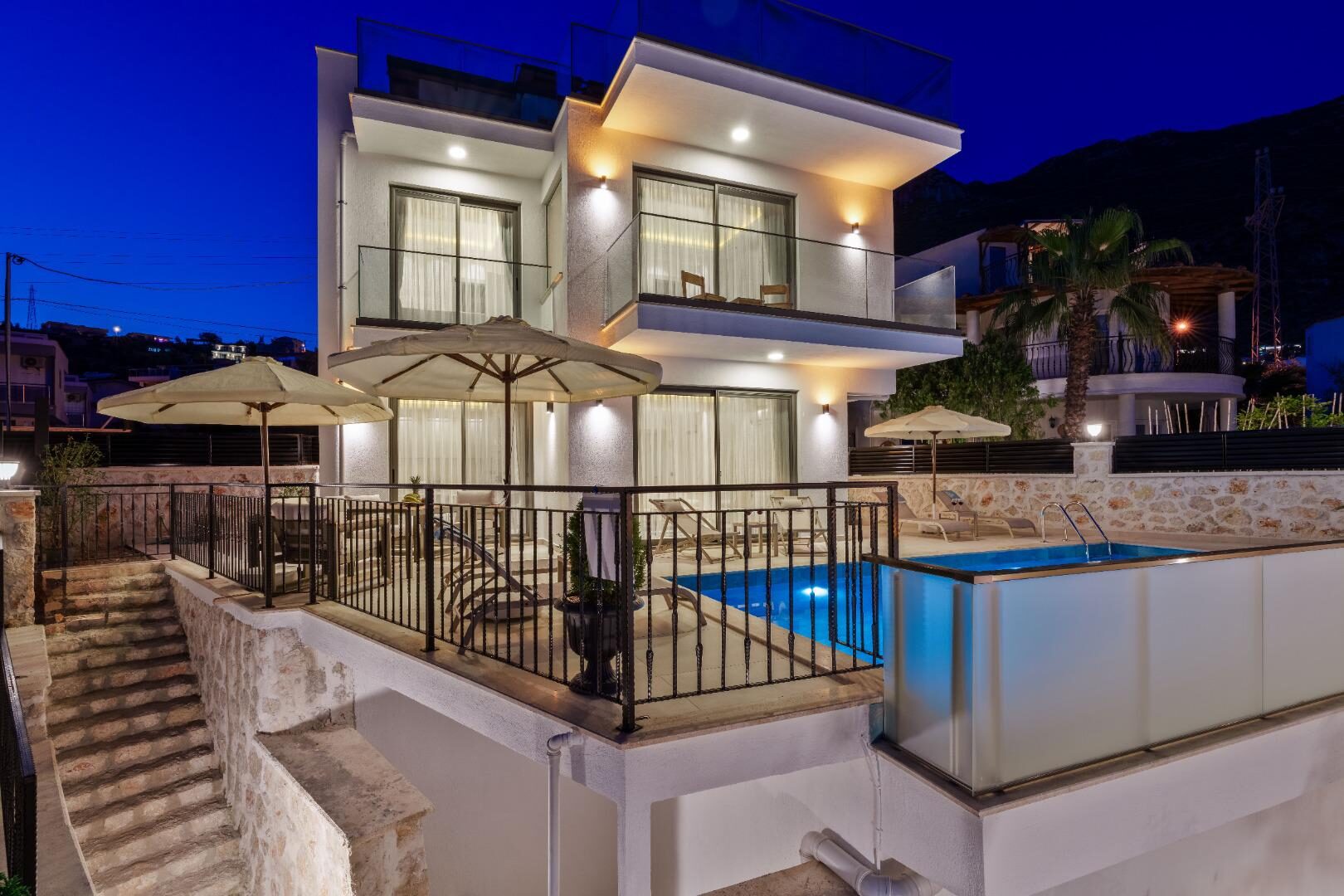 Villa Laren — 1