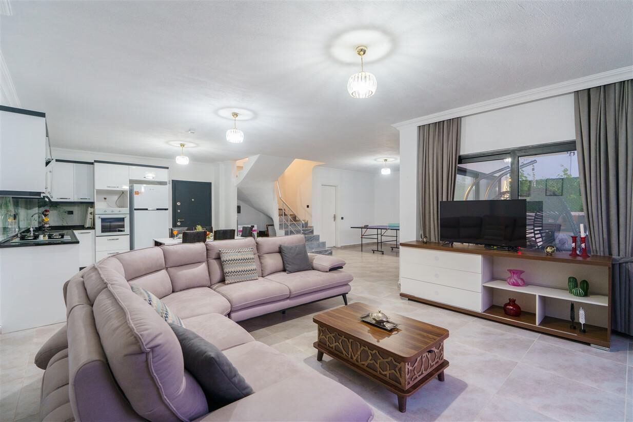 Villa Rojin — 23