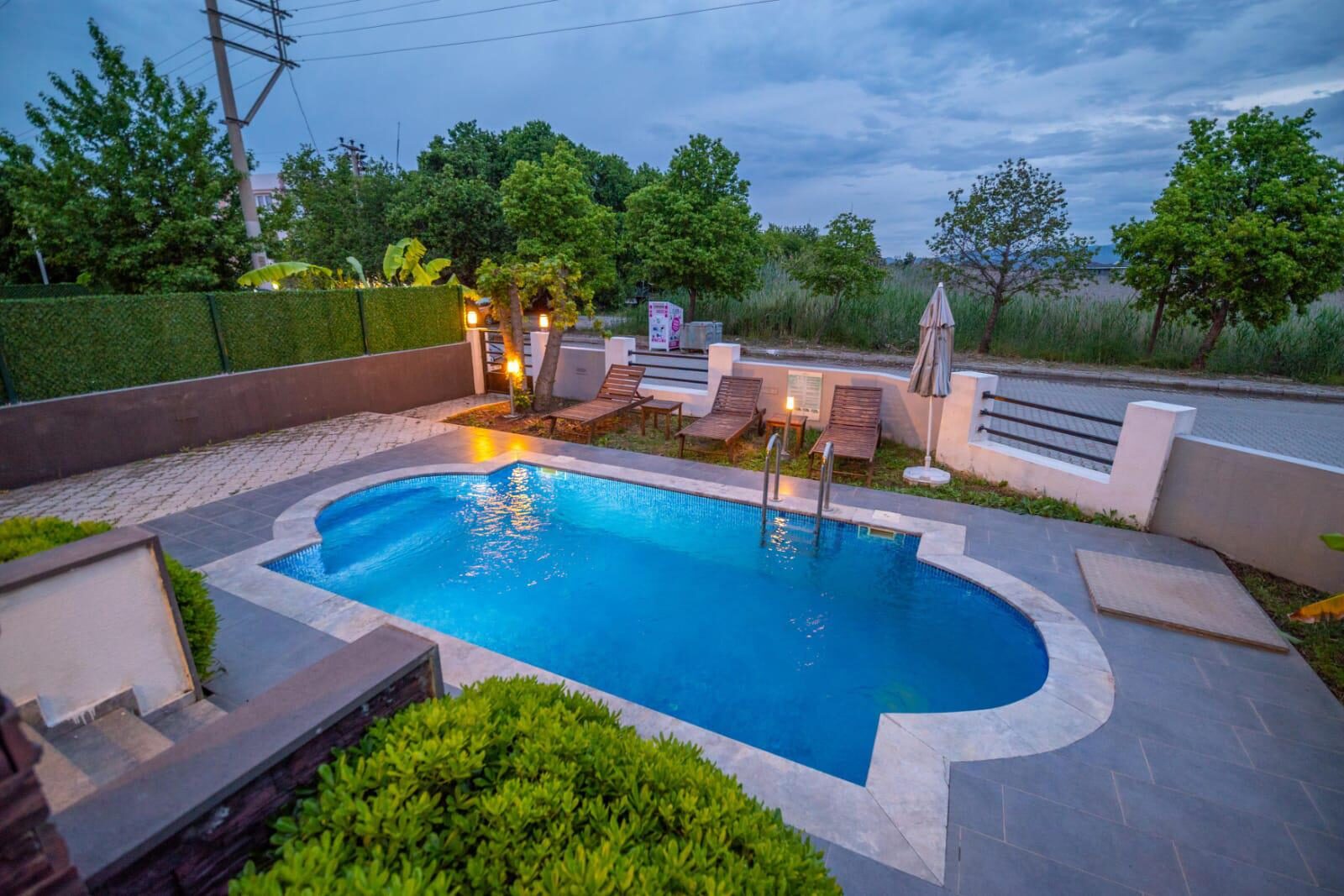 Villa Elora — 3