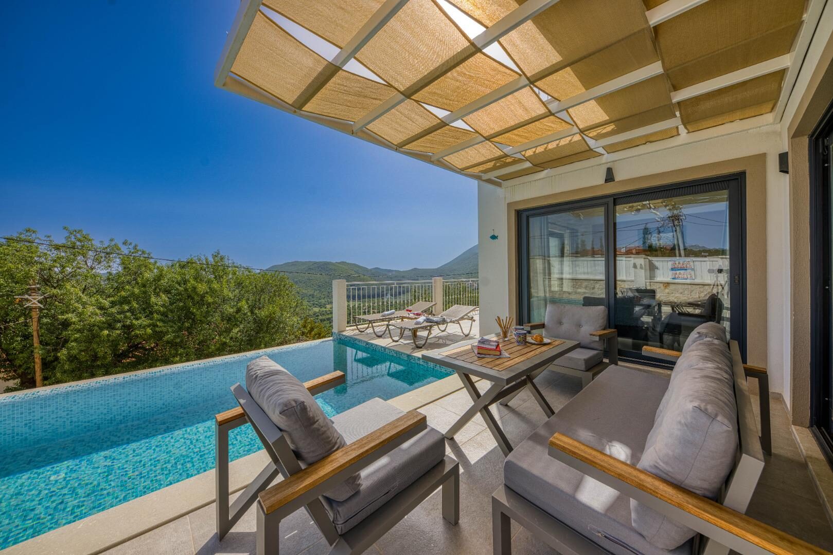 Villa Oriente — 11