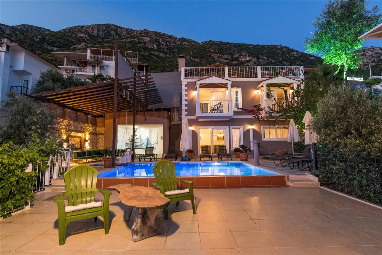 Villa Tulip — 20