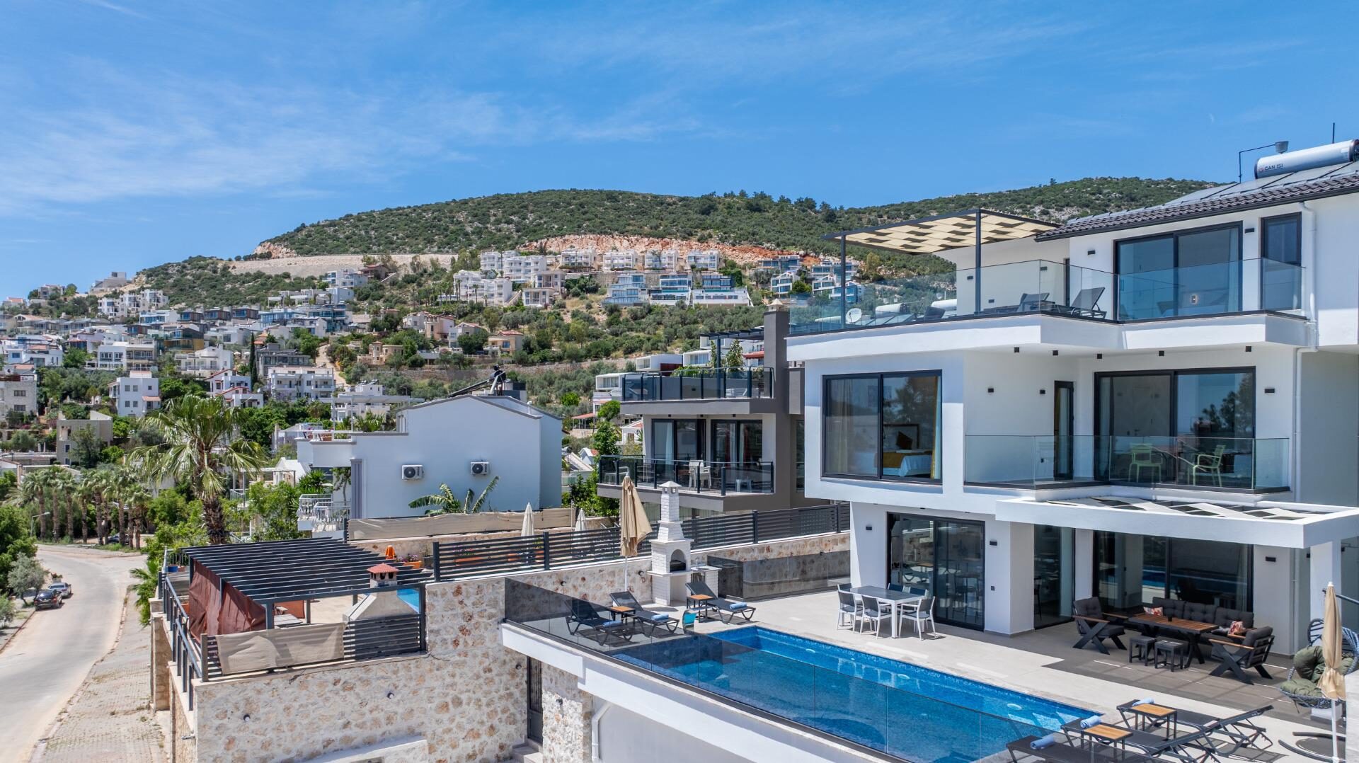 Villa Lovelet 2 — 50