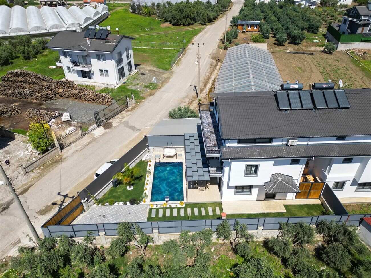 Villa Sembol — 63