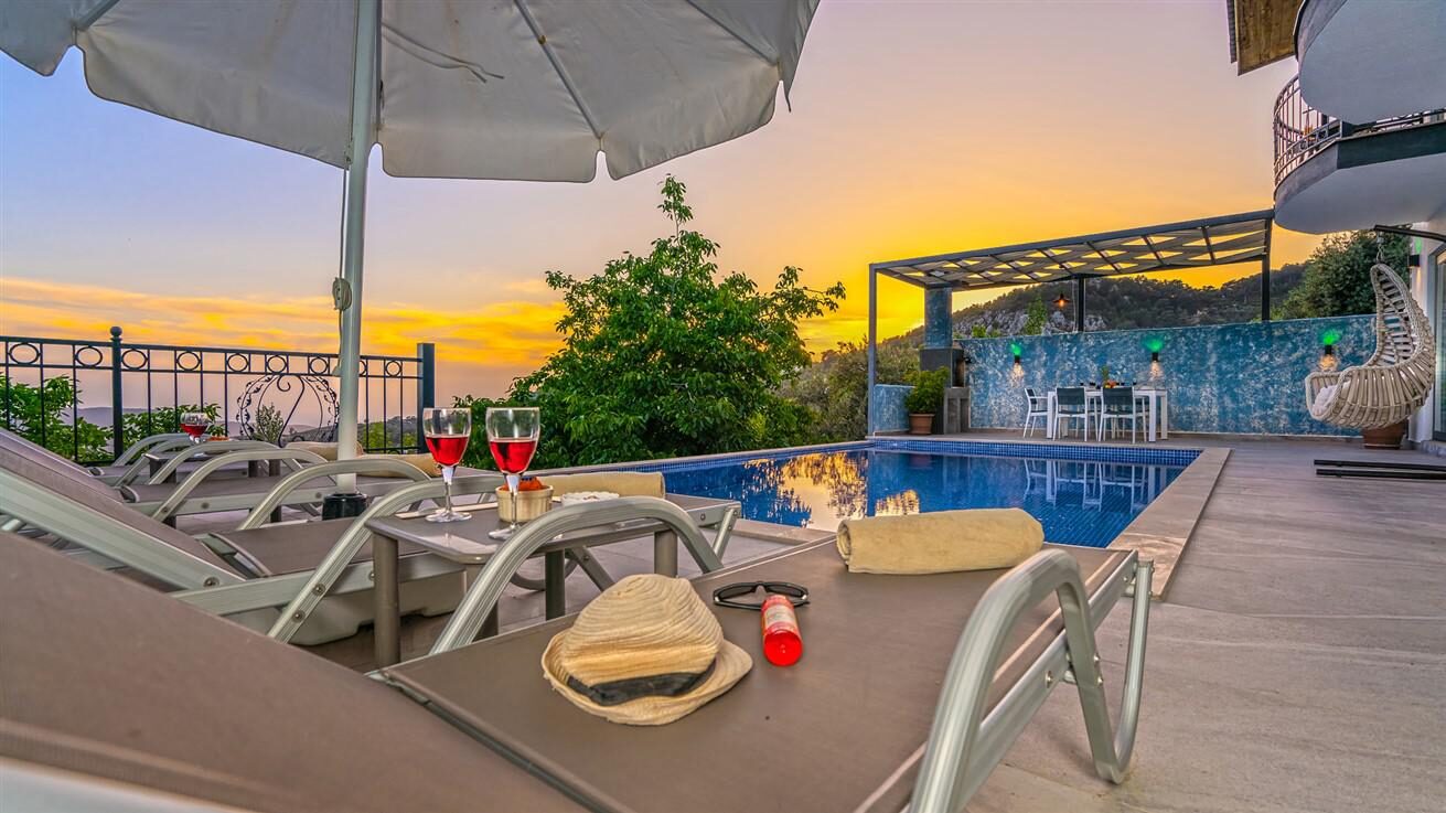 Villa Alara — 12