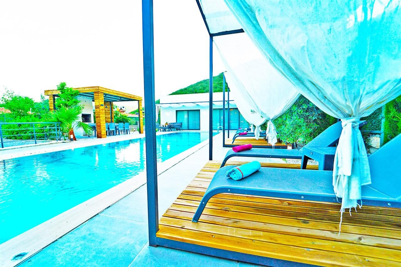 Villa Mamon Luxury Life — 15