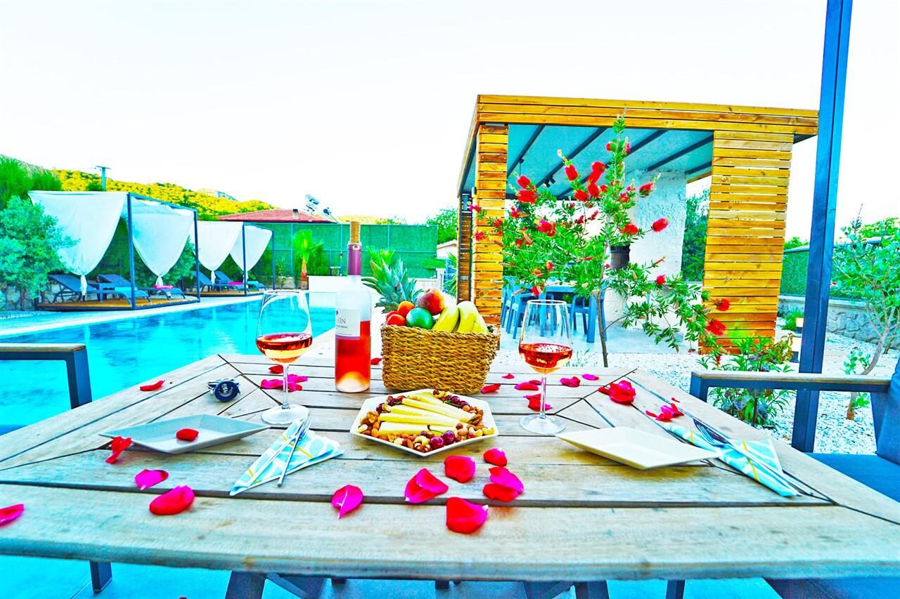Villa Mamon Luxury Life — 17