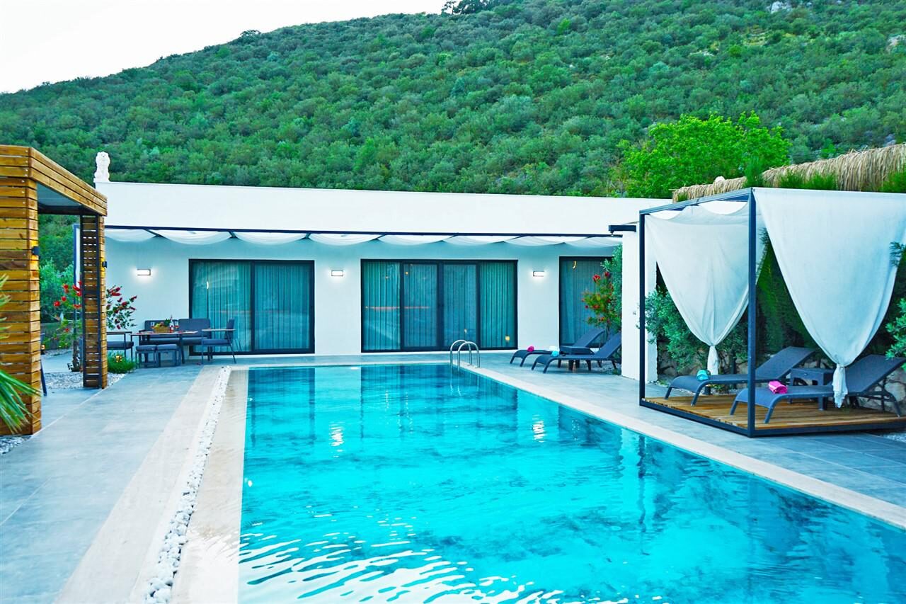Villa Mamon Luxury Life — 160