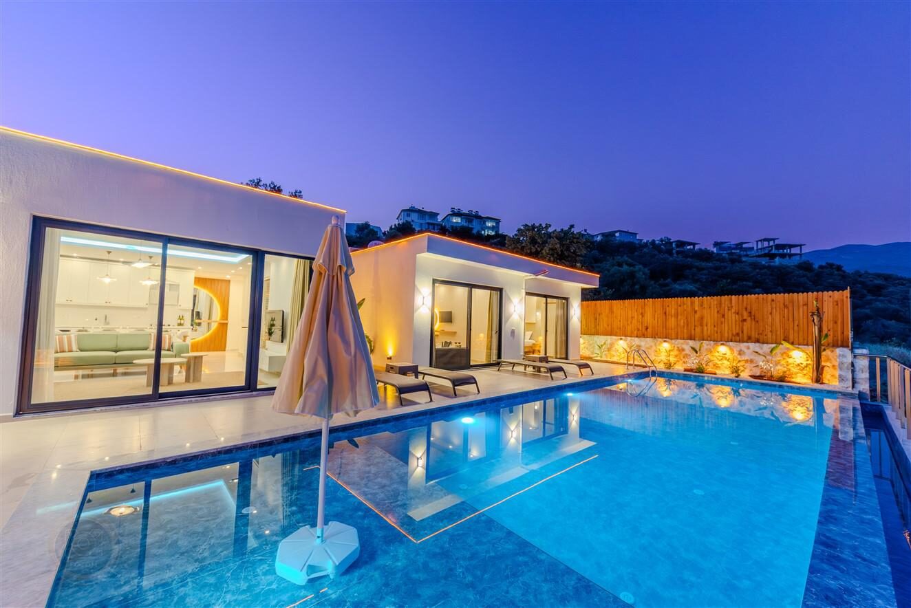 Villa Starliçe 1 — 4
