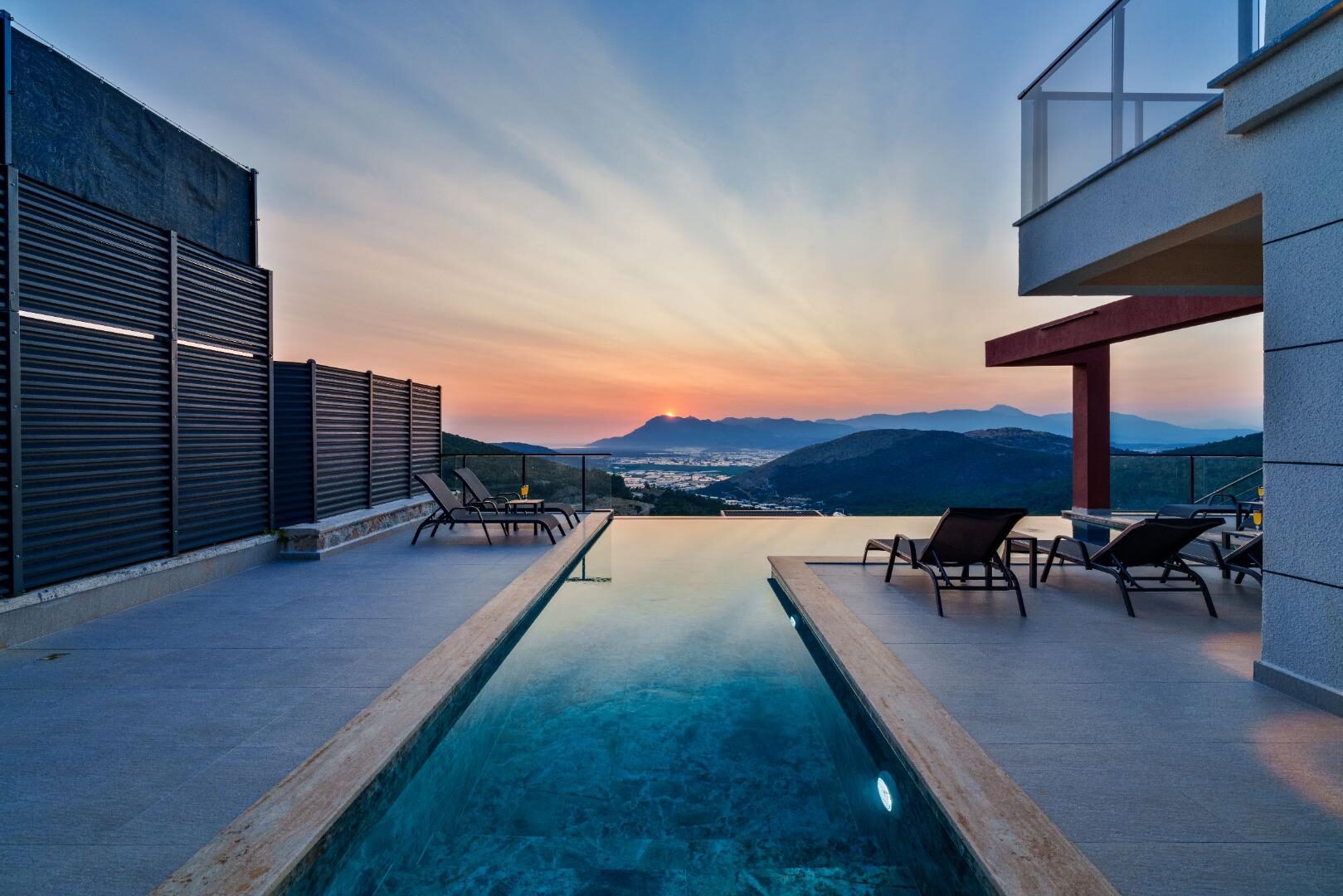 Villa Newcastle — 24
