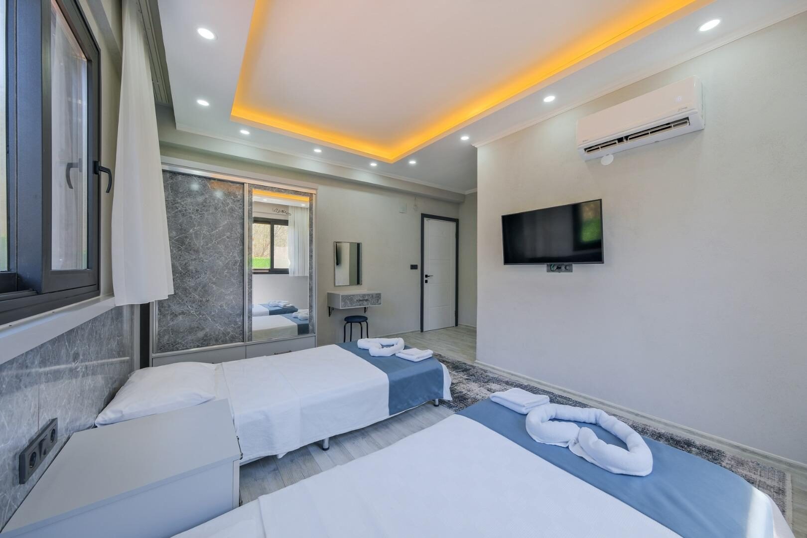 Villa Olive — 52