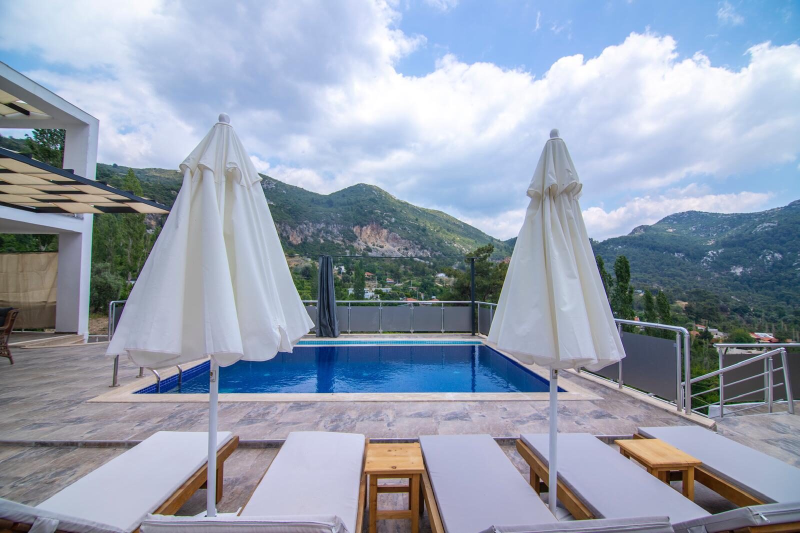 Villa Sultana — 4