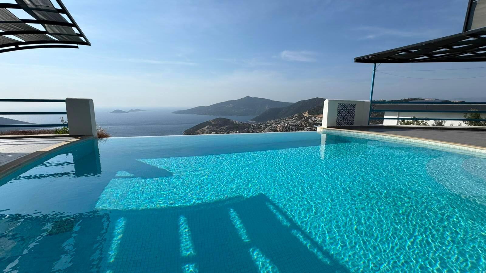 Villa Adora 1 — 1