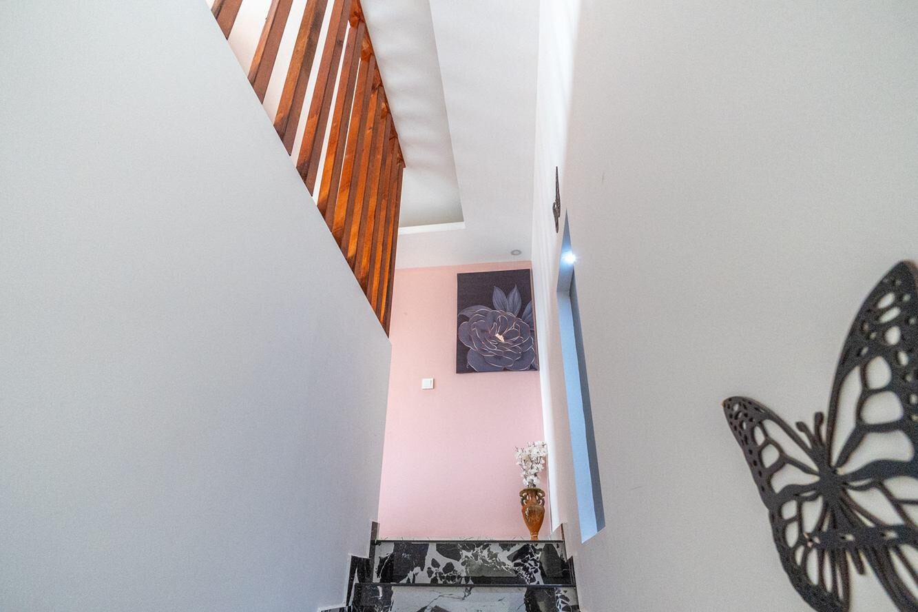 Villa Bercesti — 10