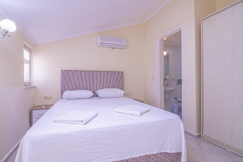 Villa Oyster 5 — 9