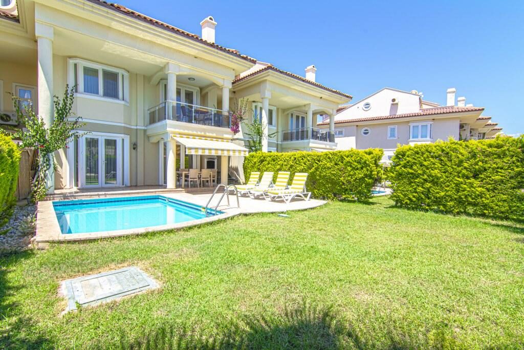 Villa Pearl 8 — 2