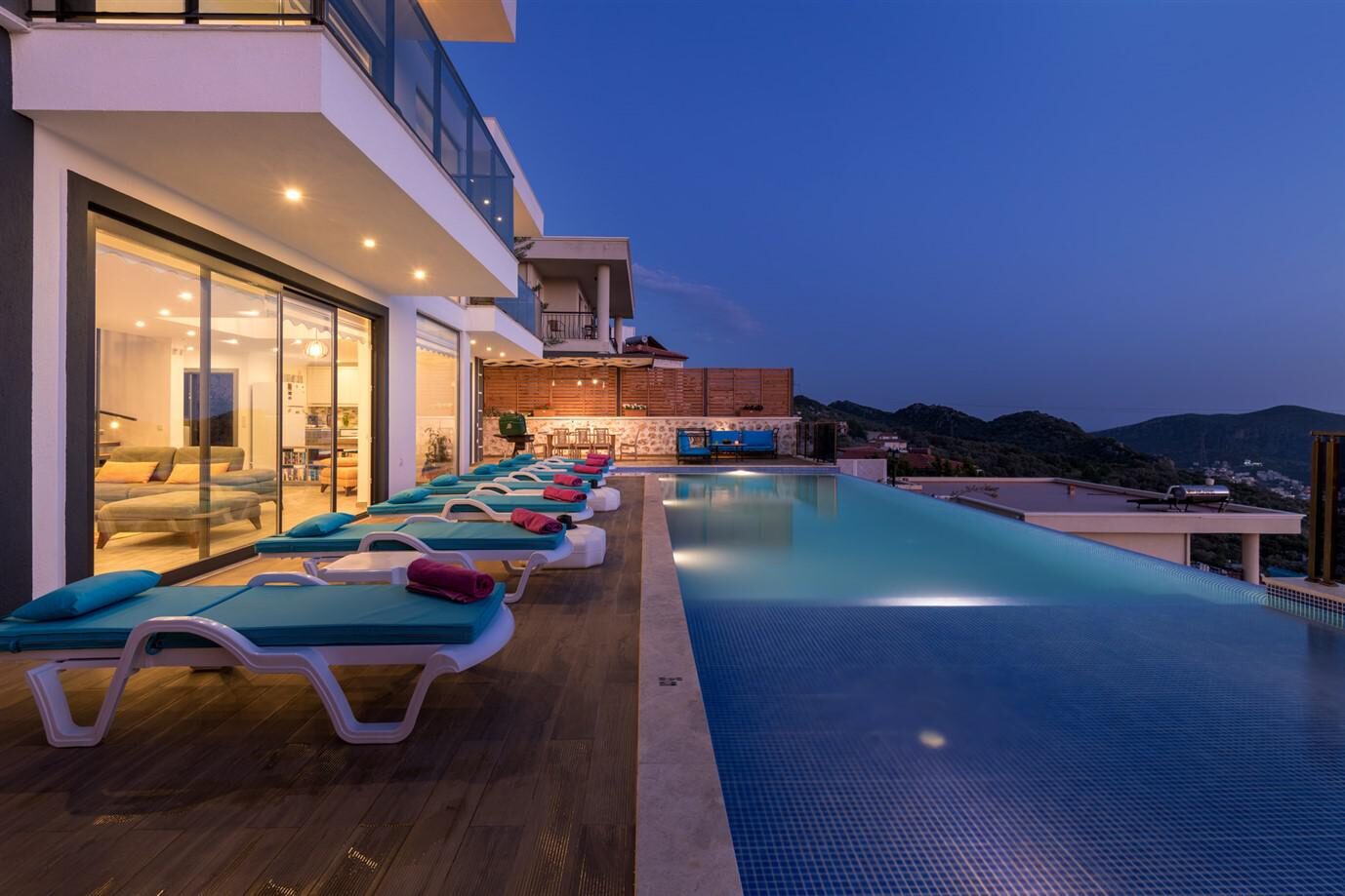 Villa Primavera — 3