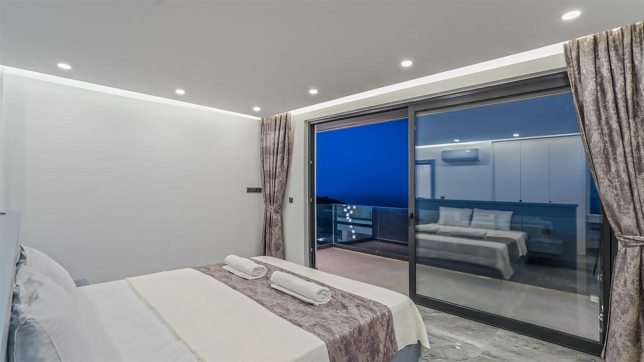 Villa Sun — 33