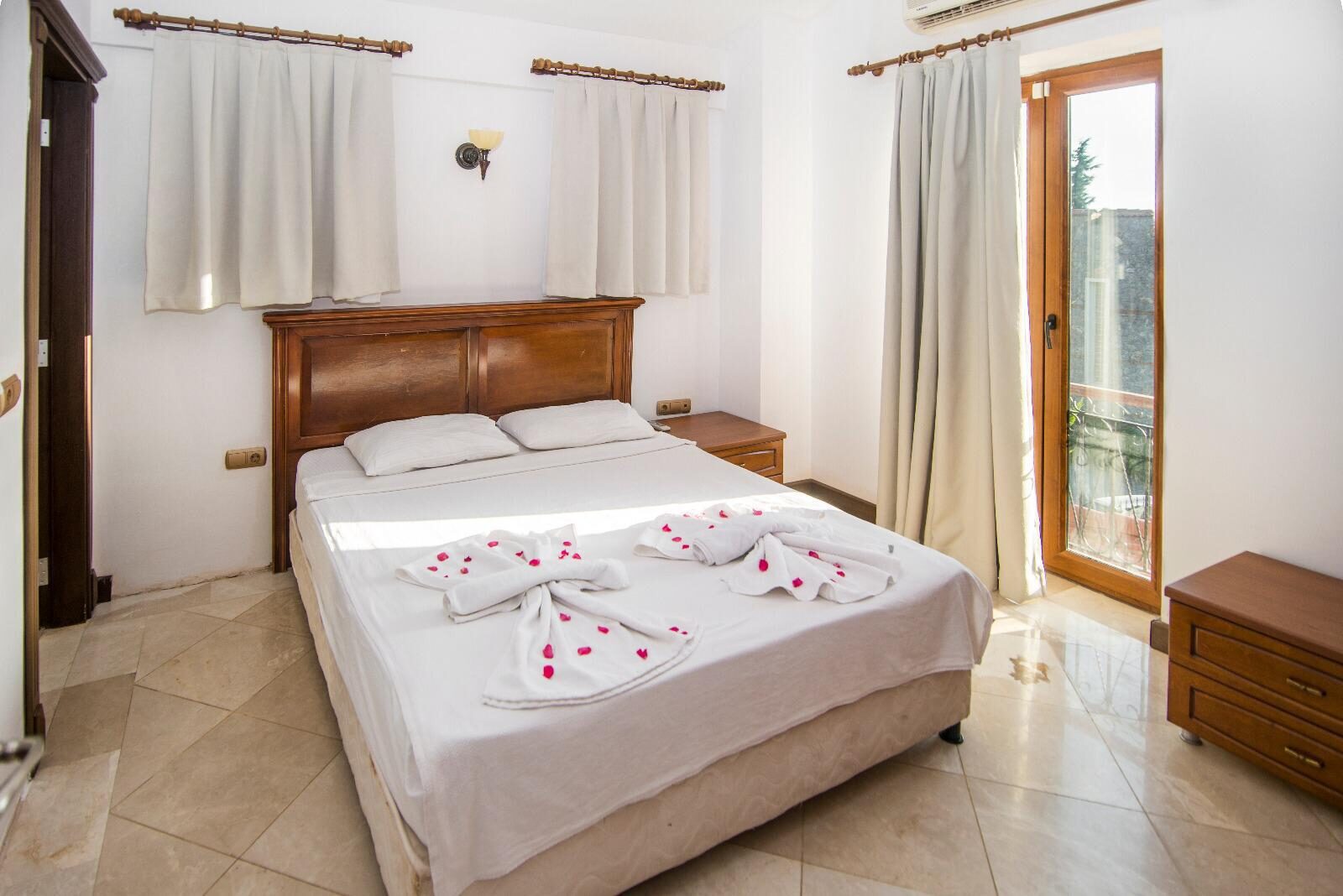 Villa Rota 3 — 18