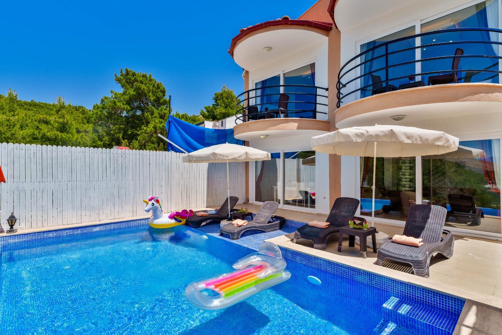 Villa Truva — 10