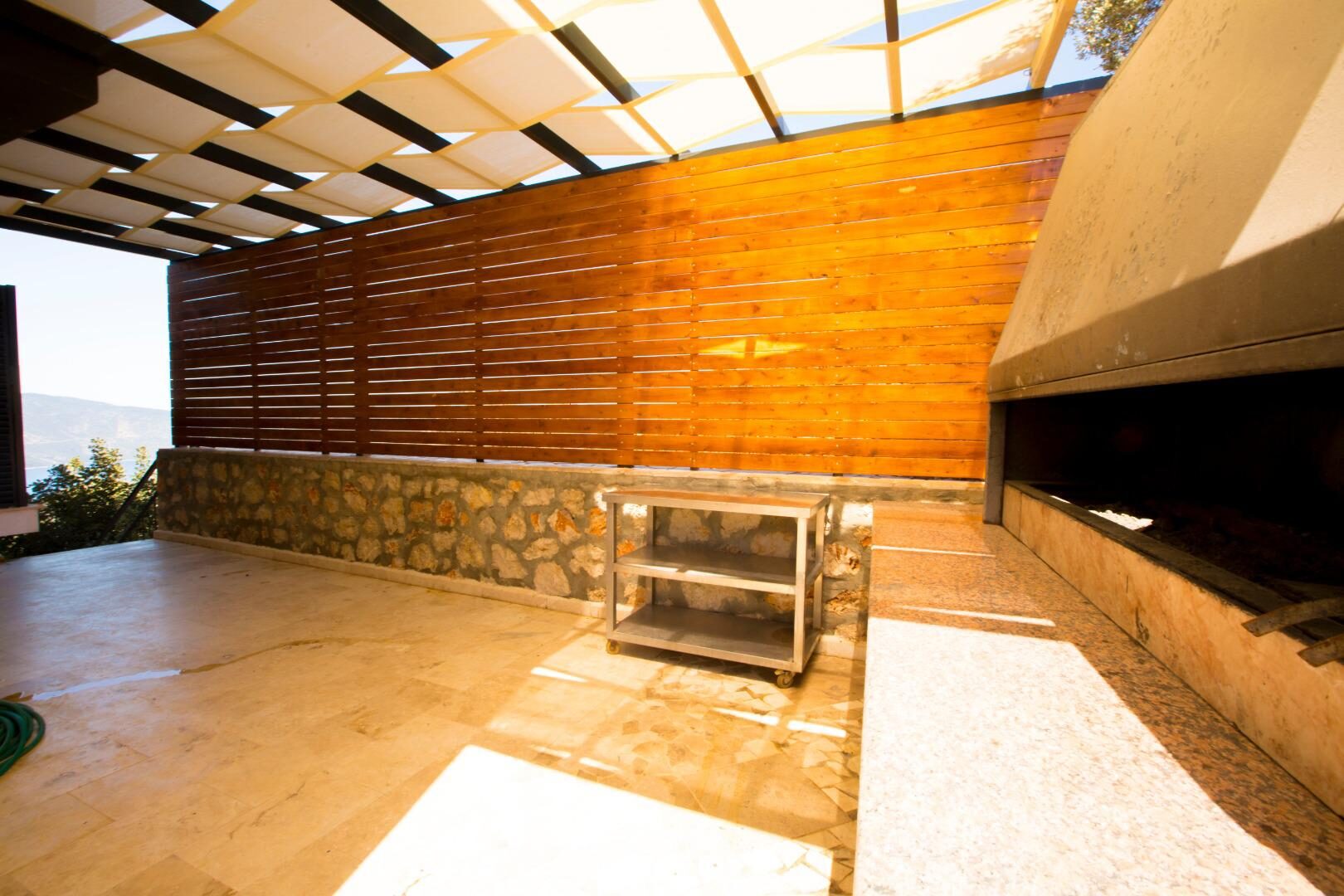 Villa Montana — 98