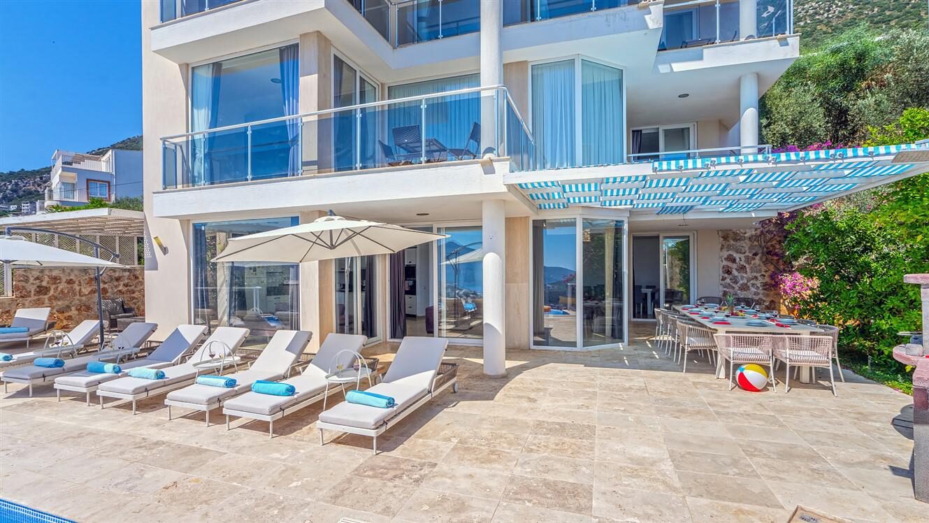 Villa Neptune — 1
