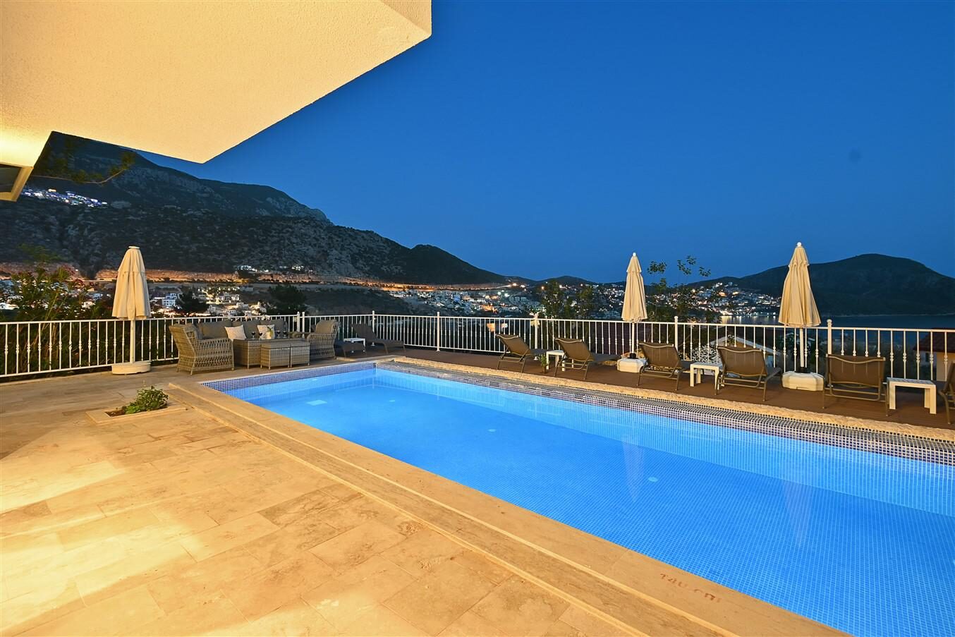 Villa İris — 15