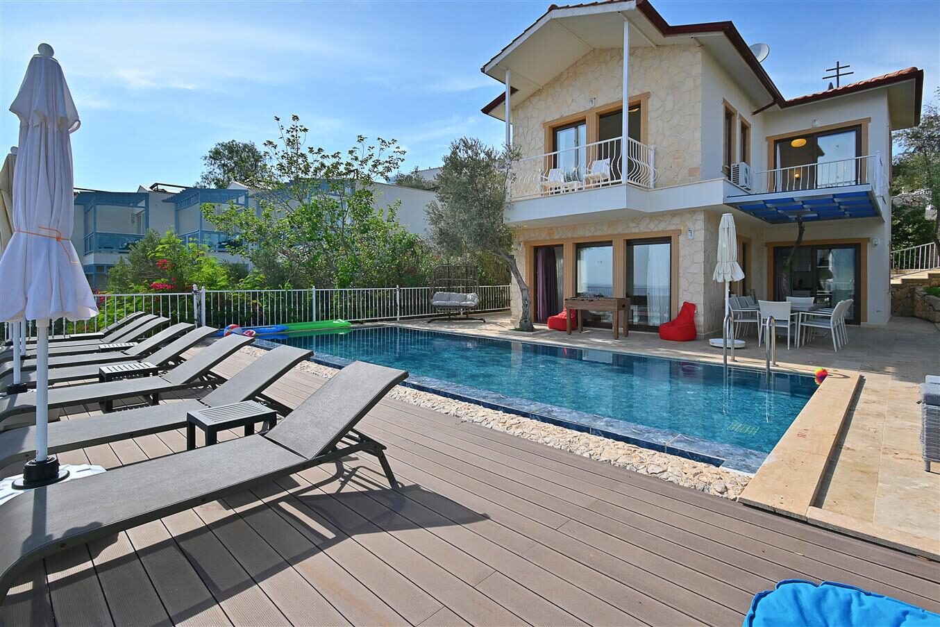 Villa Hermes 1 — 26